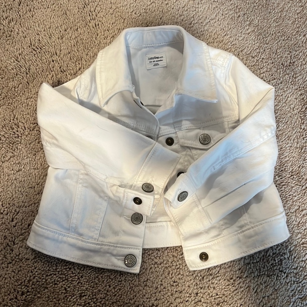 Baby Gap 18-24 month white Jean jacket